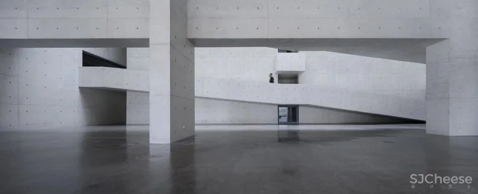 魏春雨作品:谢子龙影像艺术馆