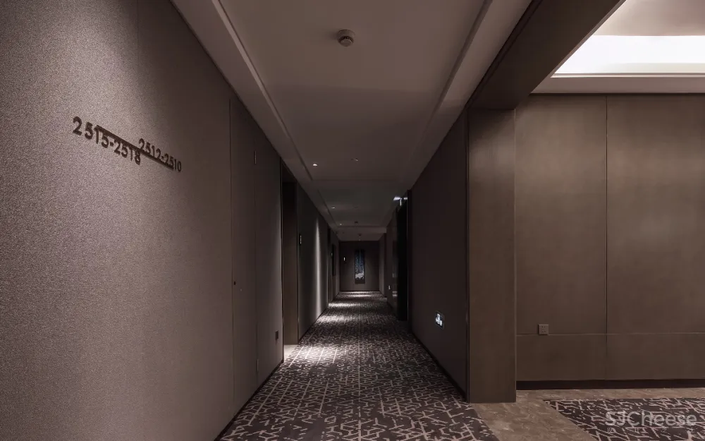 “不下堂筵,坐穷泉壑”——从瑞盛国际俱乐部酒店的空间设计谈起