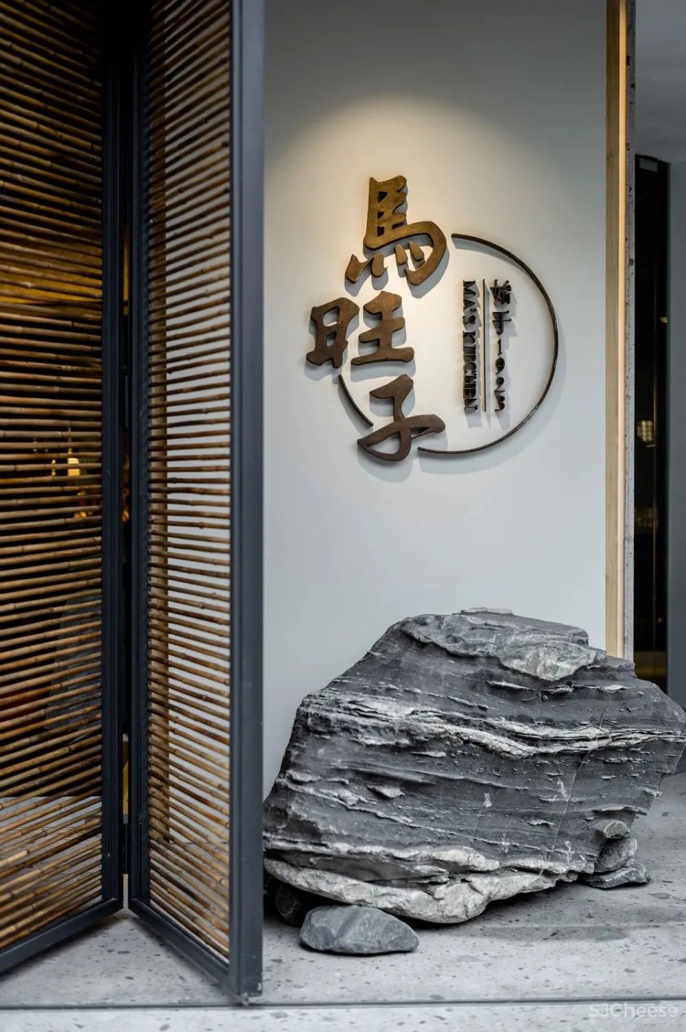 蜂鸟设计:续航14年,他们创作的餐饮空间“很超纲”