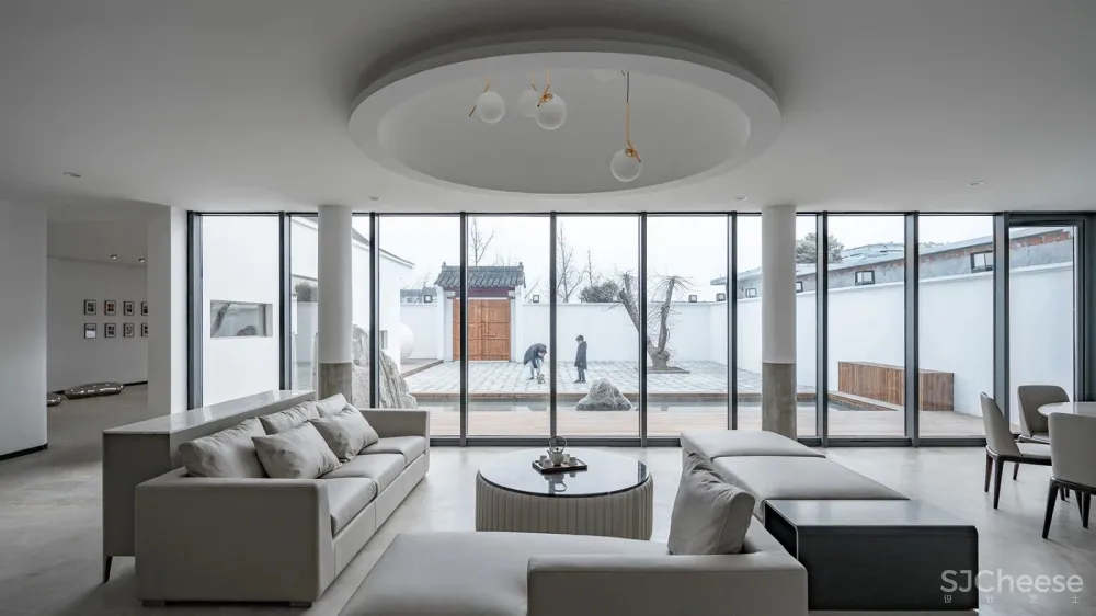 这个中国农村老宅改造，秒杀国外豪华大别墅！