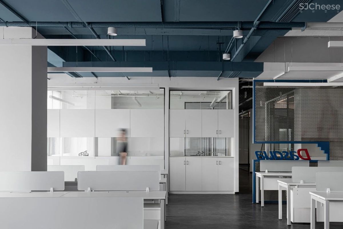 佳作 中英致造 × 意大利DASQUA中国总部办公室:场景的艺术