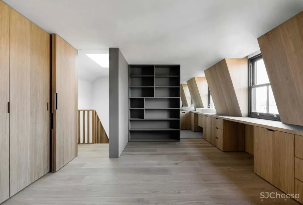 McLaren Excell-极简并不是一味地返璞归真!!