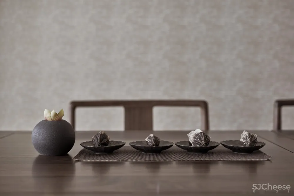 和洛空间设计 700㎡木质栖所，诠释耐人寻味的港式精致!