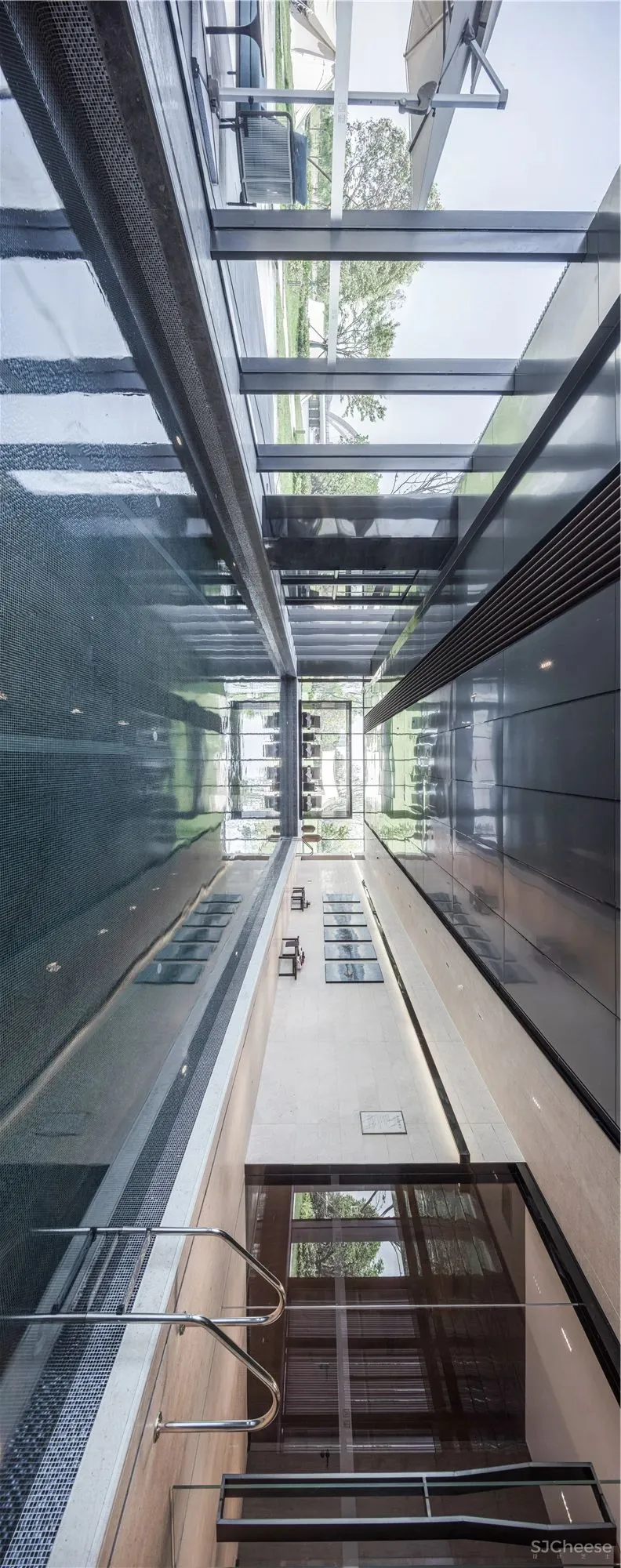 凌子达新作 疏影横斜间,延续空间的静雅