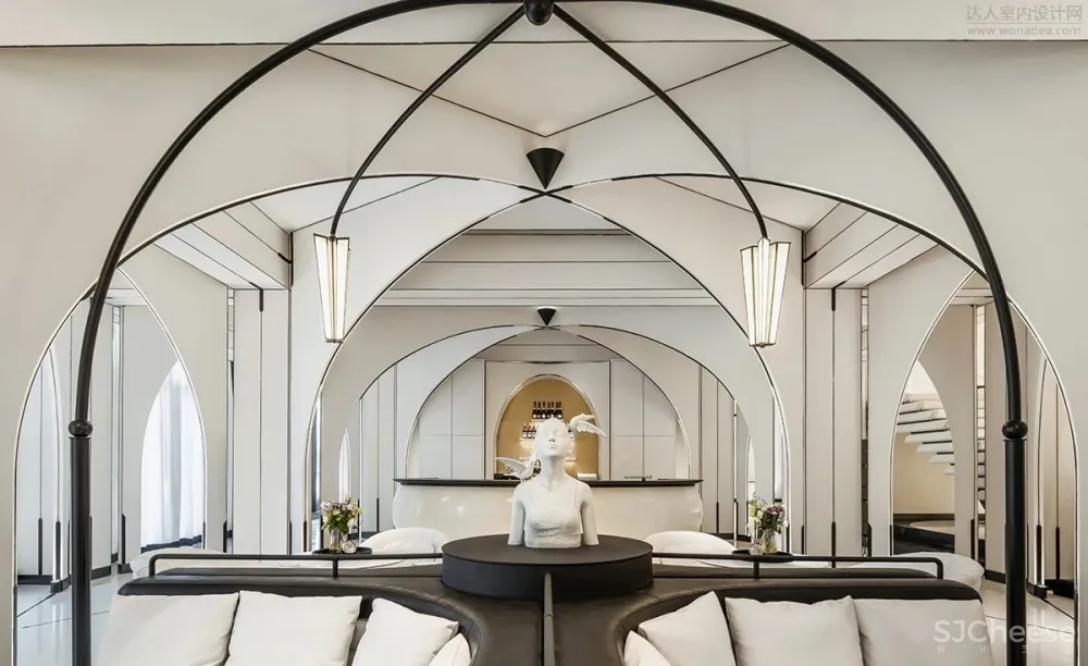 永恒的优雅—摩登线条勾勒魅力空间