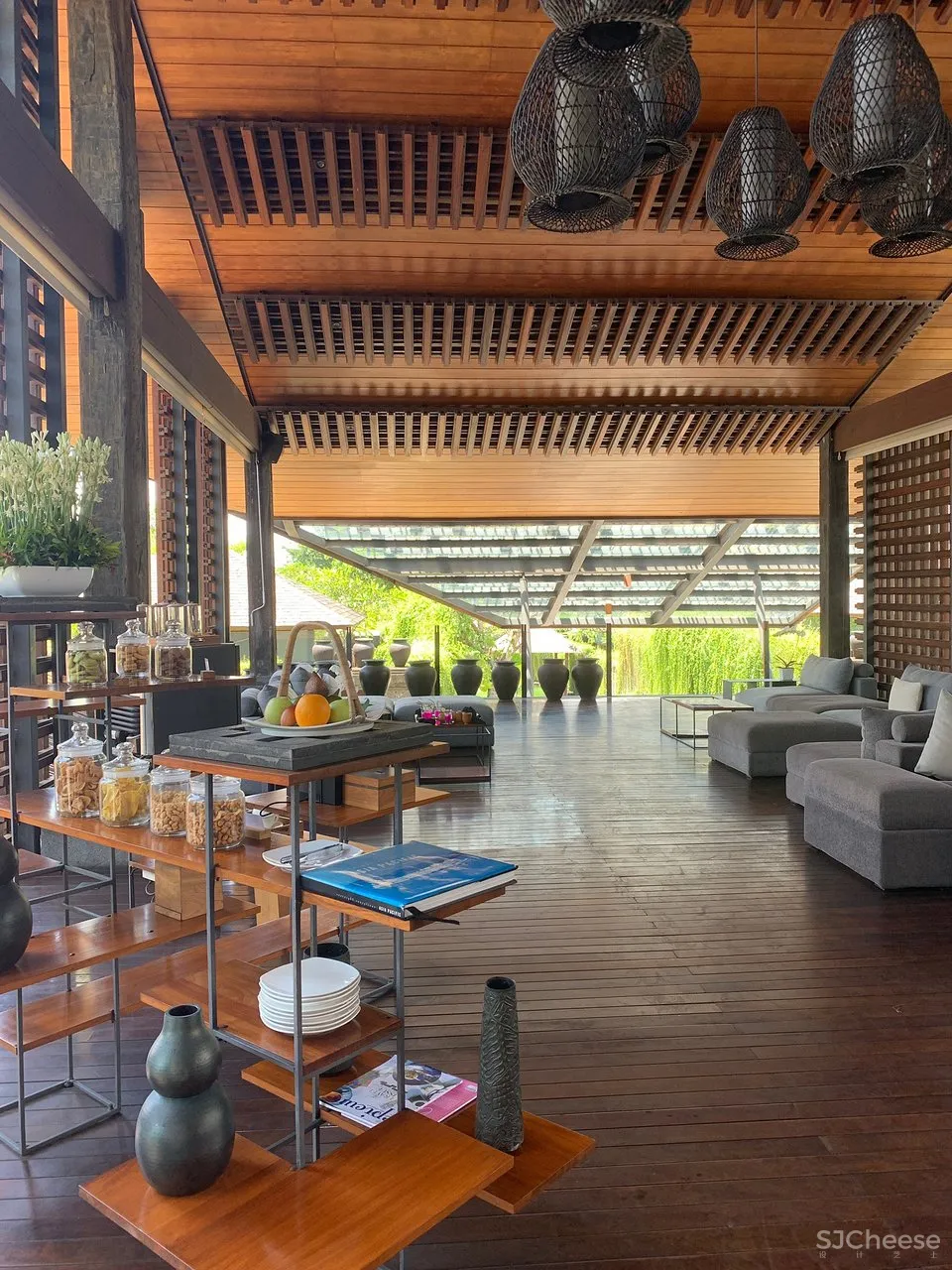 传统材料与现代元素的融合-印尼Santai隐世度假别墅！