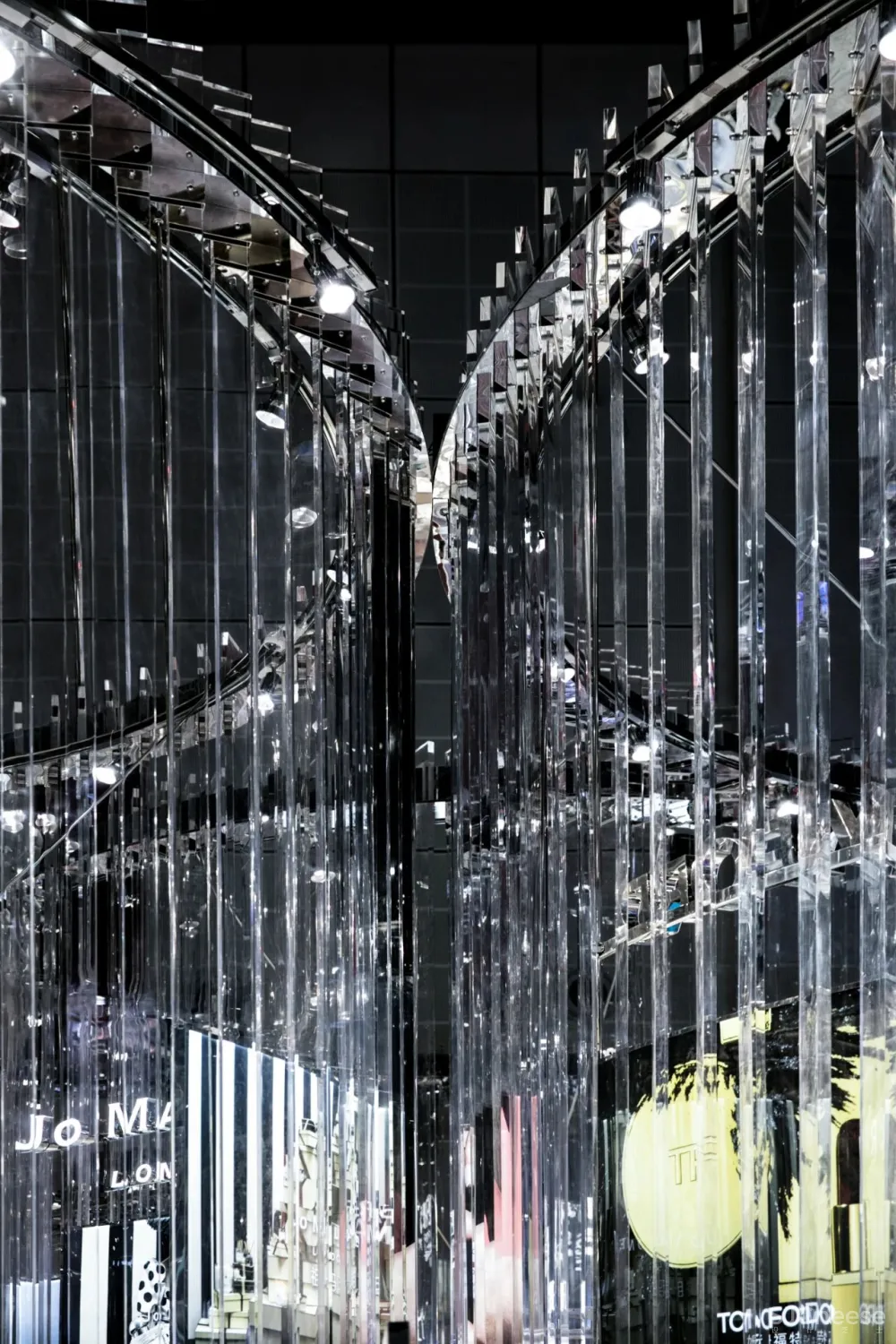 dongqi Architects 栋栖设计新作 雅诗兰黛集团进博会展馆