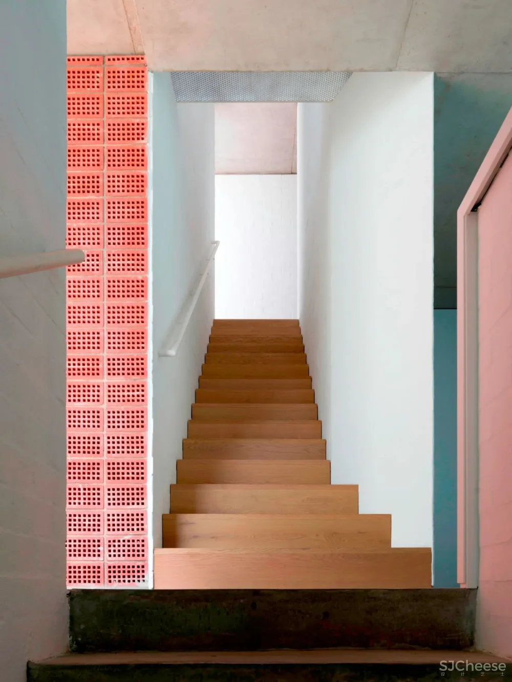 Renato DEttorre Architects丨超酷的海景别墅,深邃于空,容纳万境