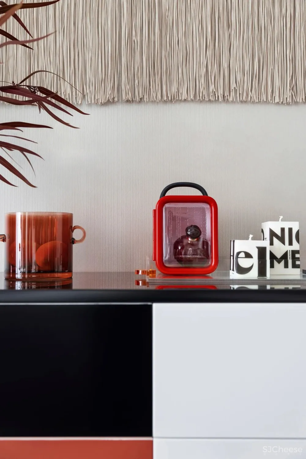 大朴-羽果设计丨现实中的乌托邦,西班牙热情红色的堡垒迷宫