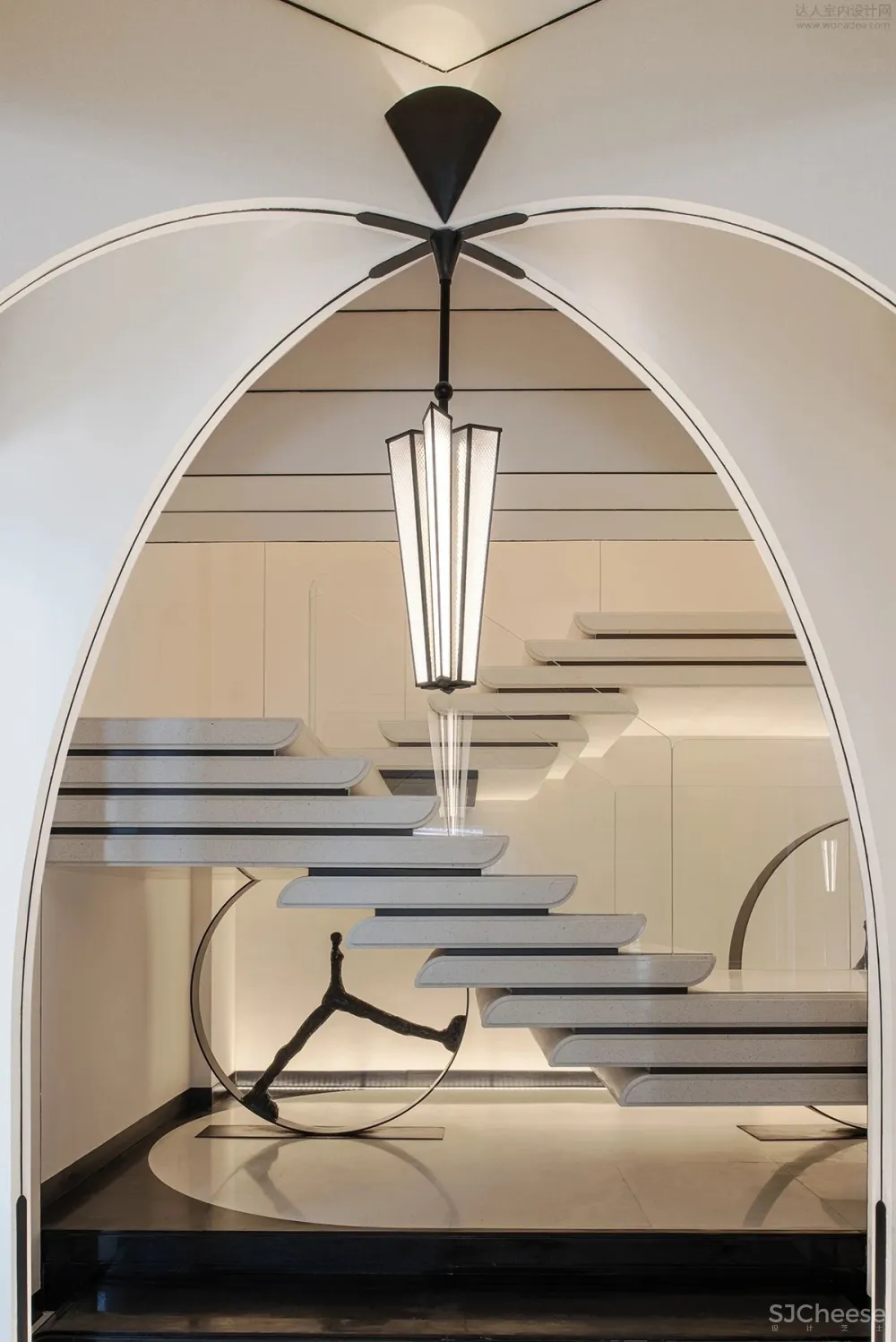 永恒的优雅—摩登线条勾勒魅力空间