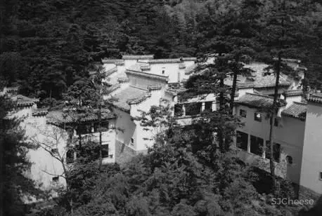 在這裏不必尋找寧靜,你就是寧靜 黃山·祥源雲谷