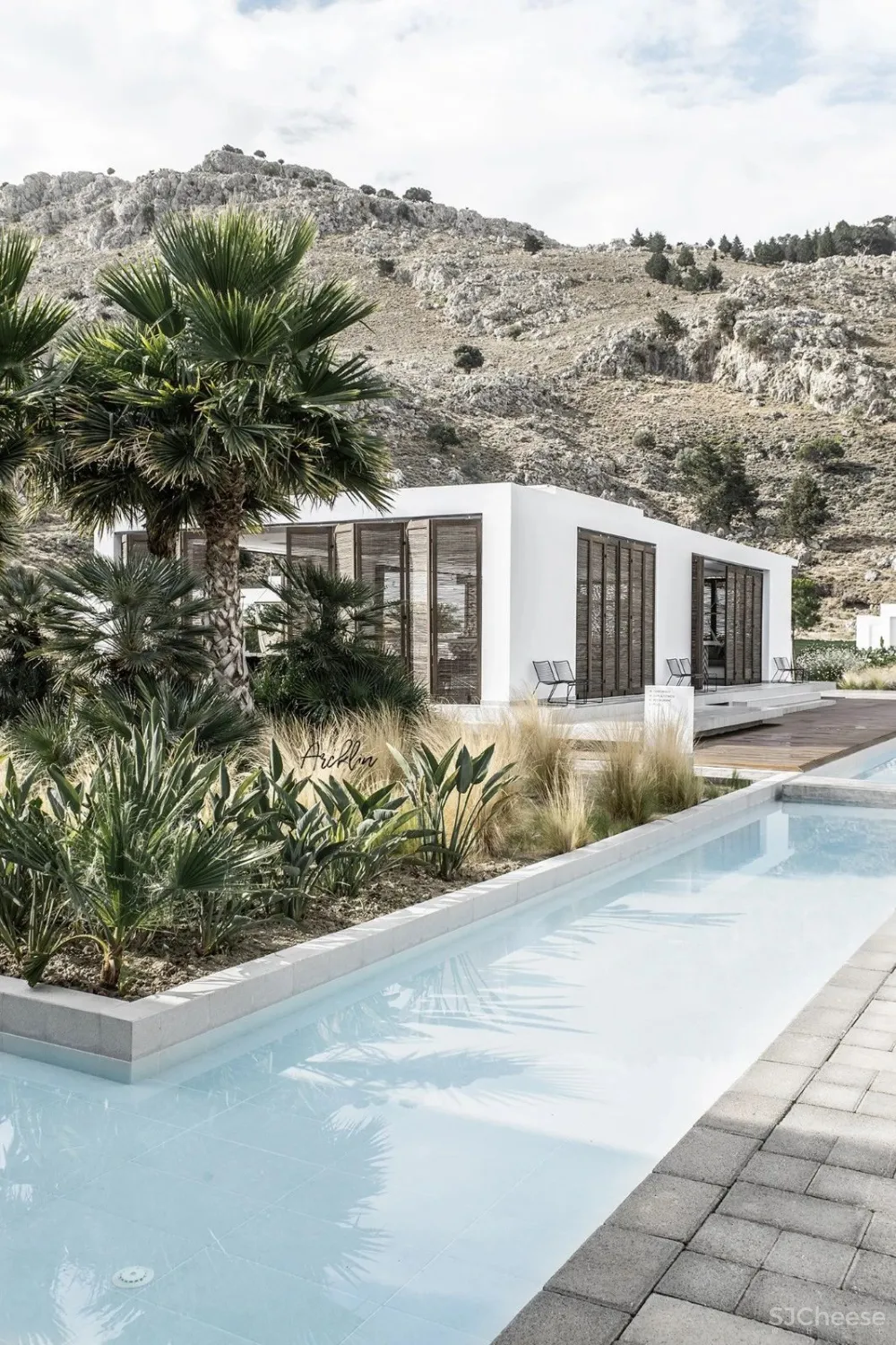 Lions Interior Design丨侘寂风度假酒店,格调不输五星级