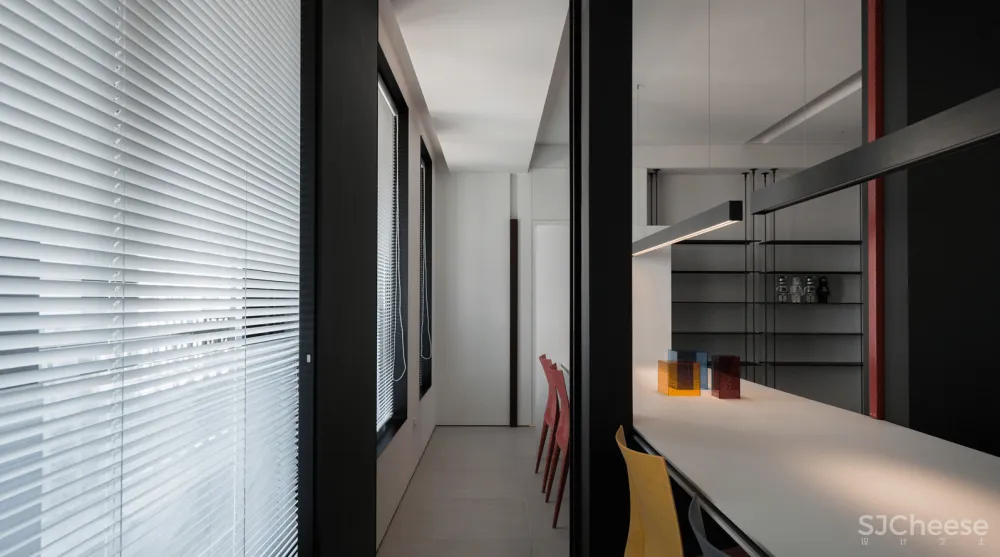 FF STUDIO:红墙之下,“度假式”办公空间