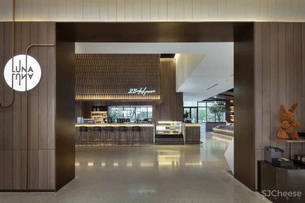 创新的设计就该打破常规,2020 年的售楼处都这样设计了