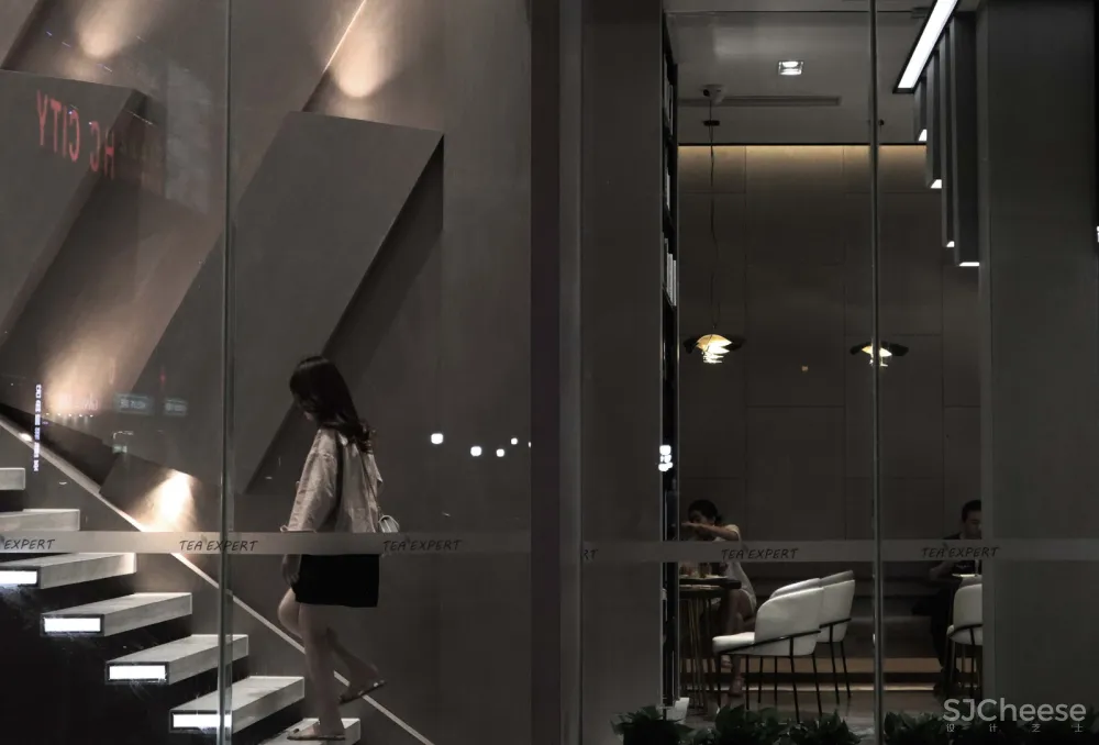 米节设计丨萃茶师南宁华城都市广场店