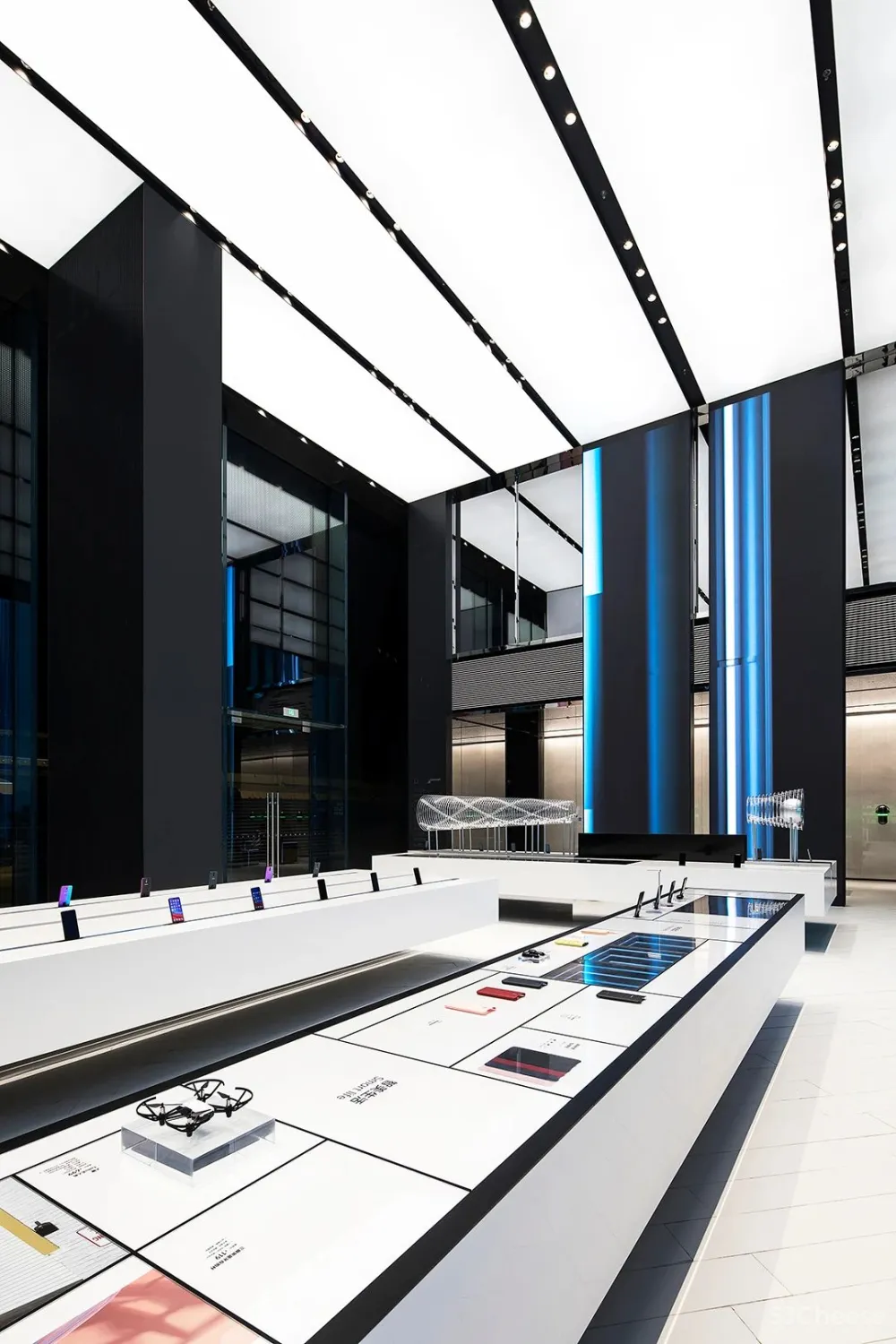 DOMANI 东仓:北京 OPPO 超级旗舰店 · 自然发生