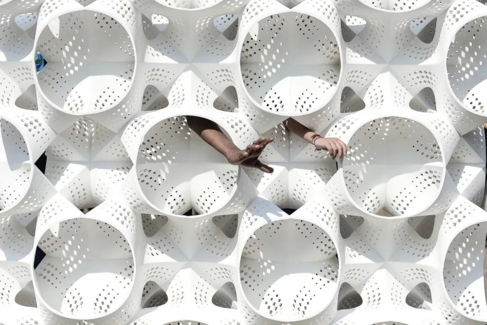 Nuru Karim丨师从扎哈的印度鬼才建筑师