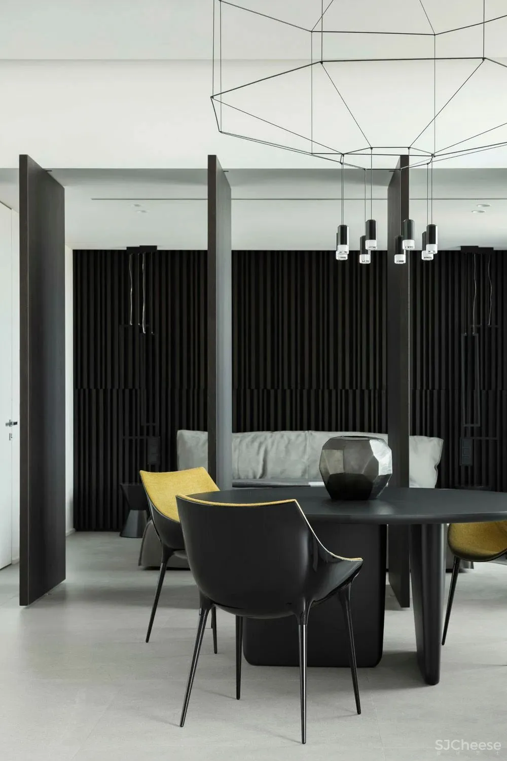 黑白极简顶层公寓，打造一流的低奢气场!