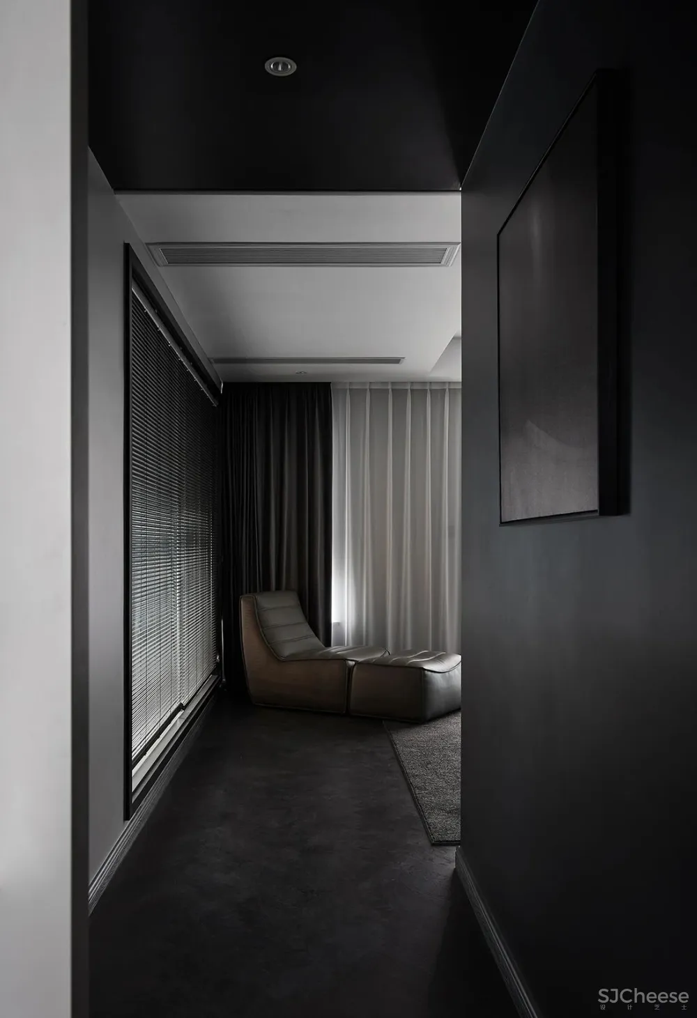 280㎡暗色系私宅,比“高级灰”更有格调!