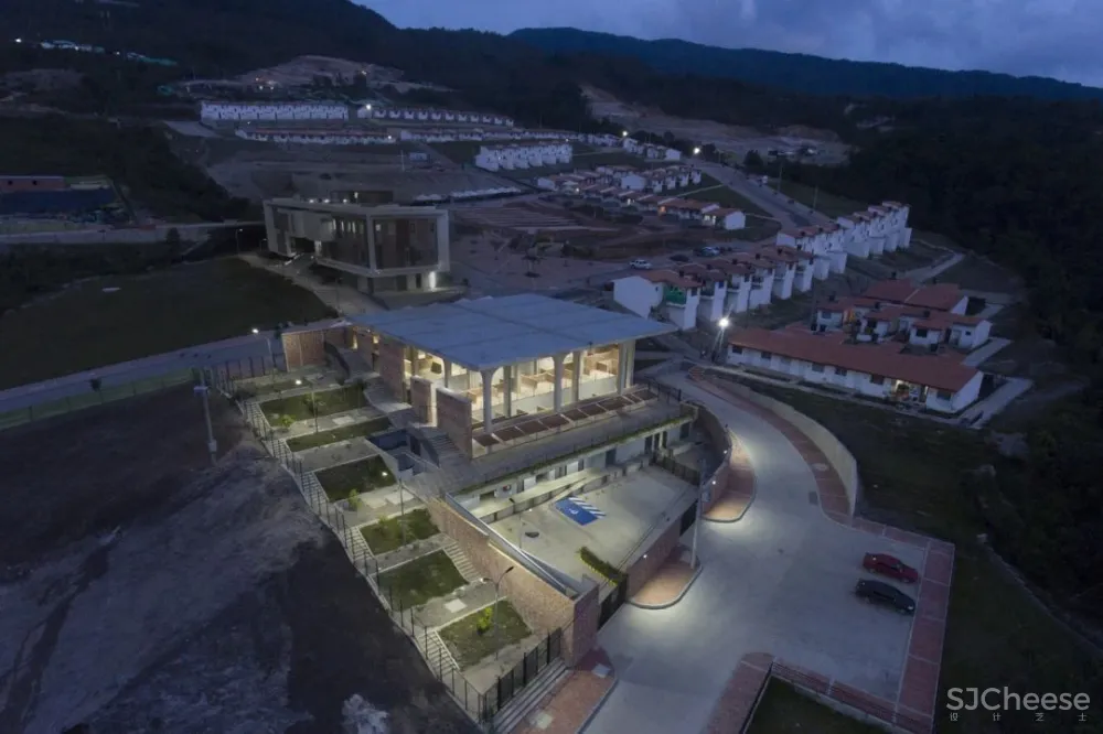 南方洪灾告急，这些建筑给我们带来防灾灵感