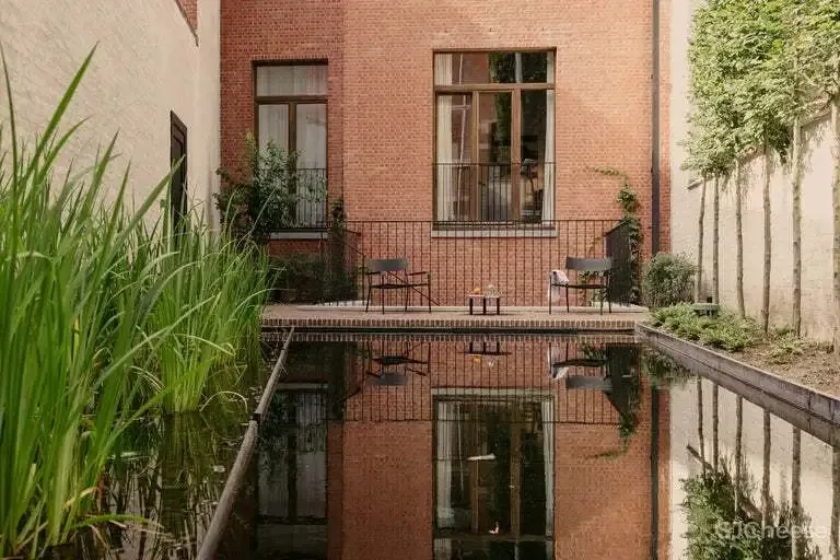 比利时修道院改造的August酒店-古典主义与现代元素的碰撞!