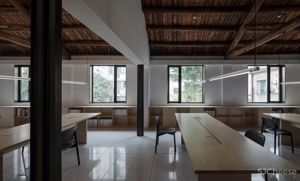 Atelier xy “幸福公园”联合办公室