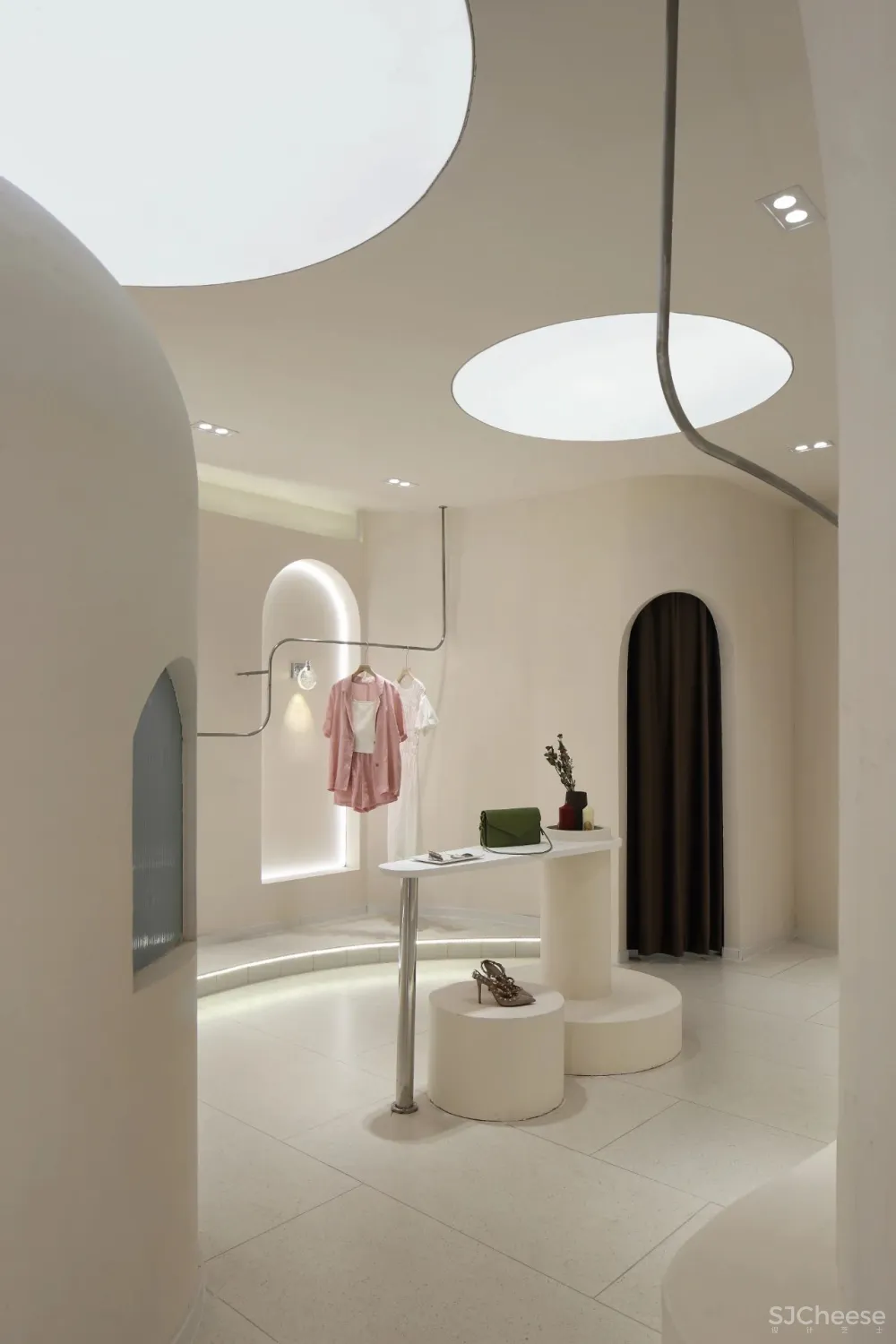 300㎡暖白调空间,简约治愈,尽显温柔!