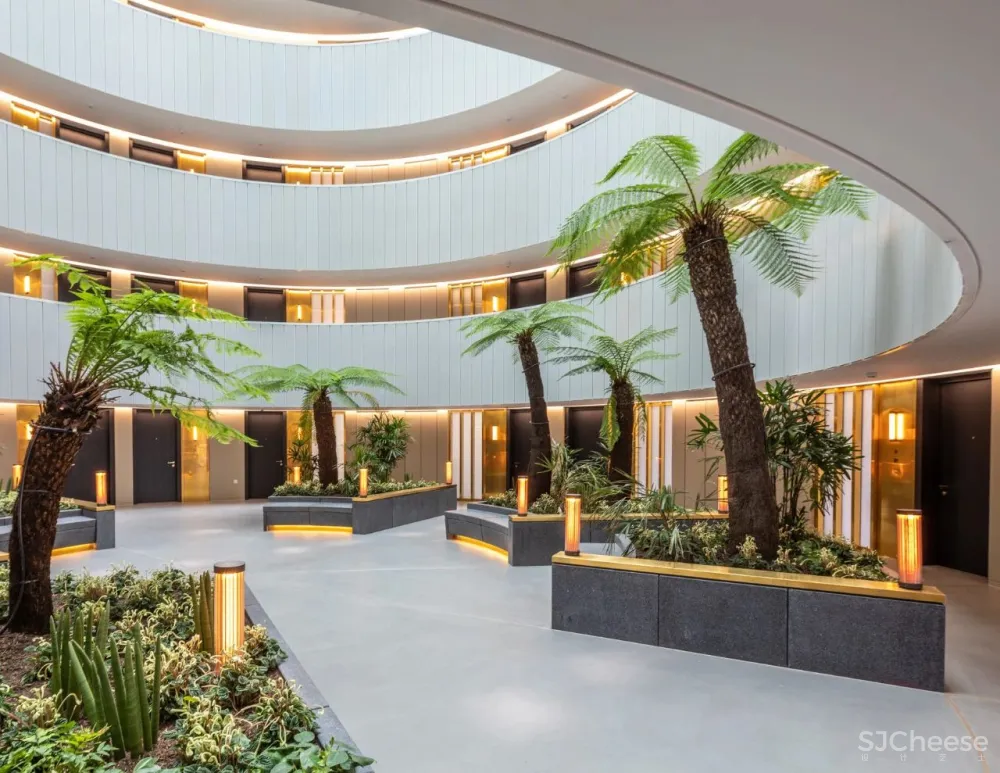 伦敦那个煤气包爆改的公寓,顶层复式样板房公开了,一套卖7000万