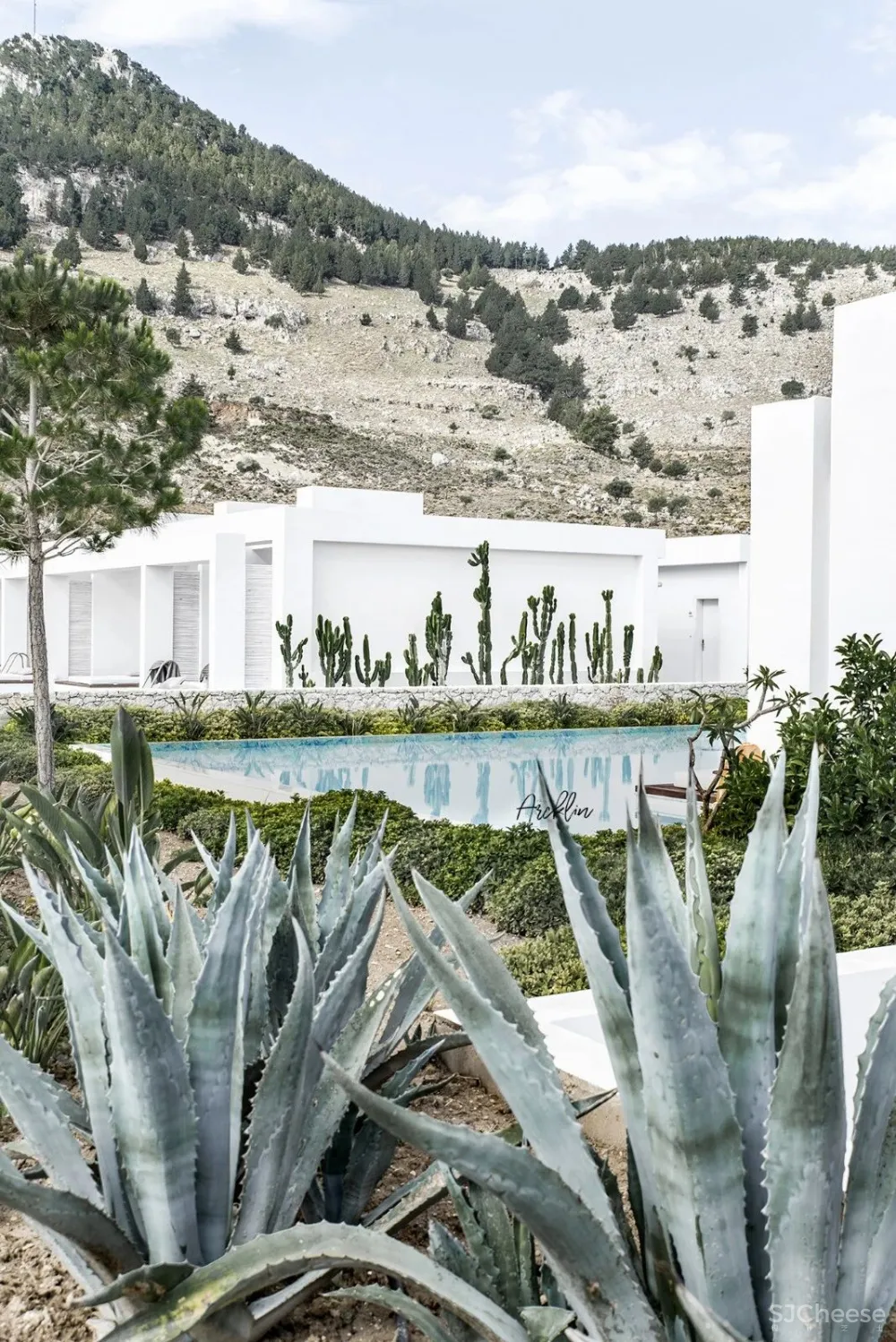 Lions Interior Design丨侘寂风度假酒店,格调不输五星级