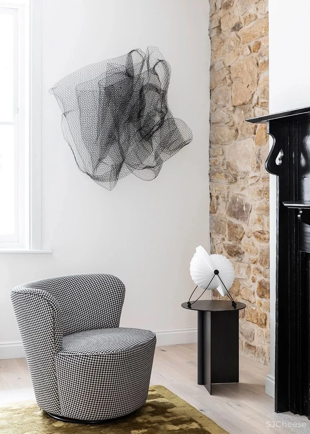 老房改造，一面石头墙美了整个家！