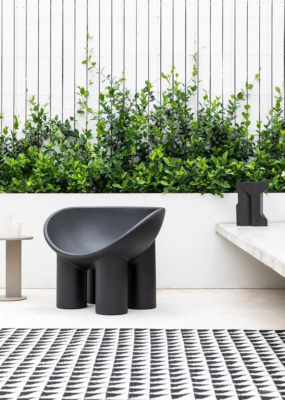 老房改造，一面石头墙美了整个家！