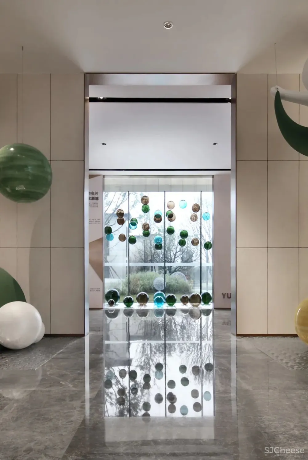 PINKI品伊国际创意 长沙越秀湘江星汇城营销会所