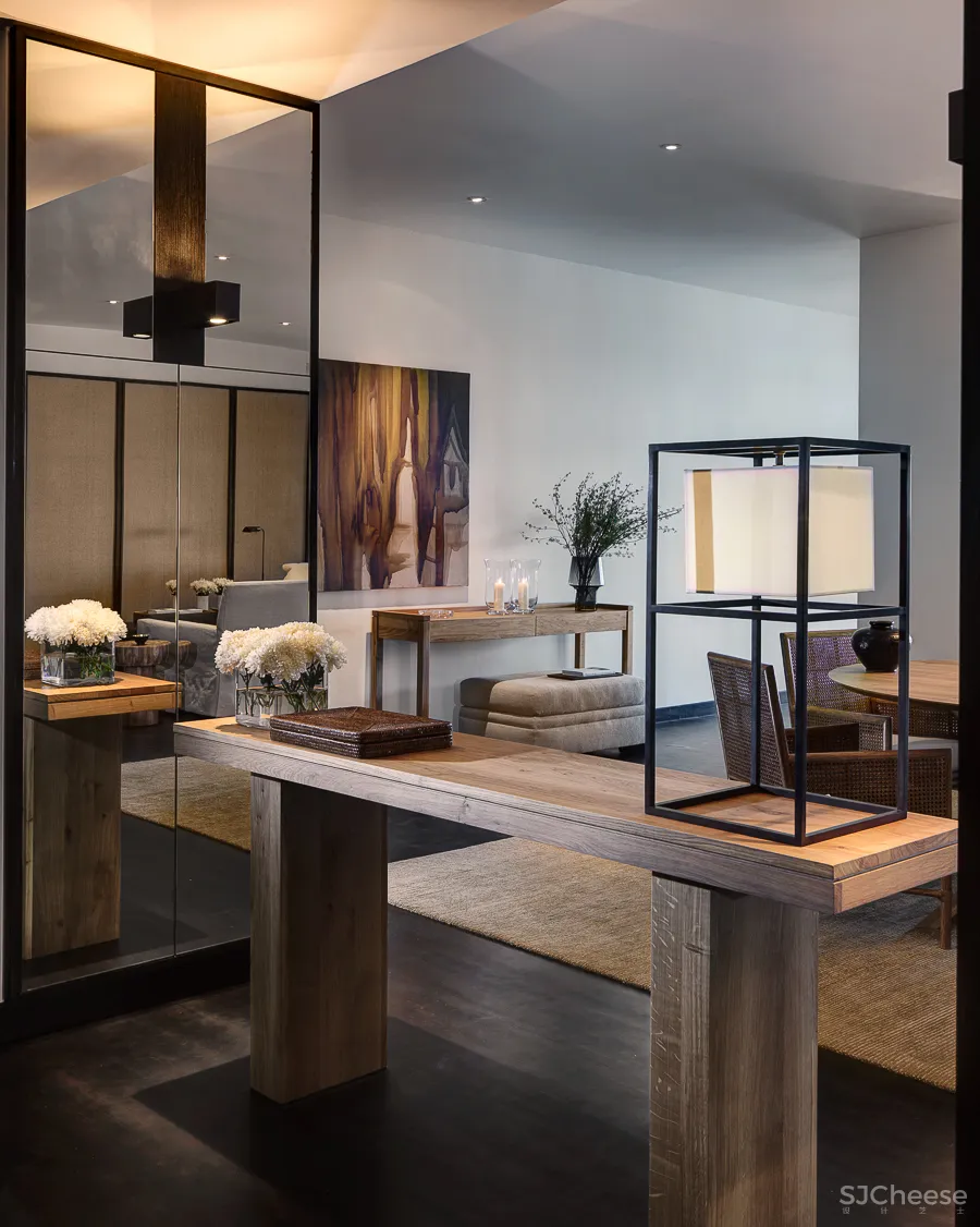 他曾与Kerry Hill 一起设计安缦伊沐,自然朴质的极致呈现