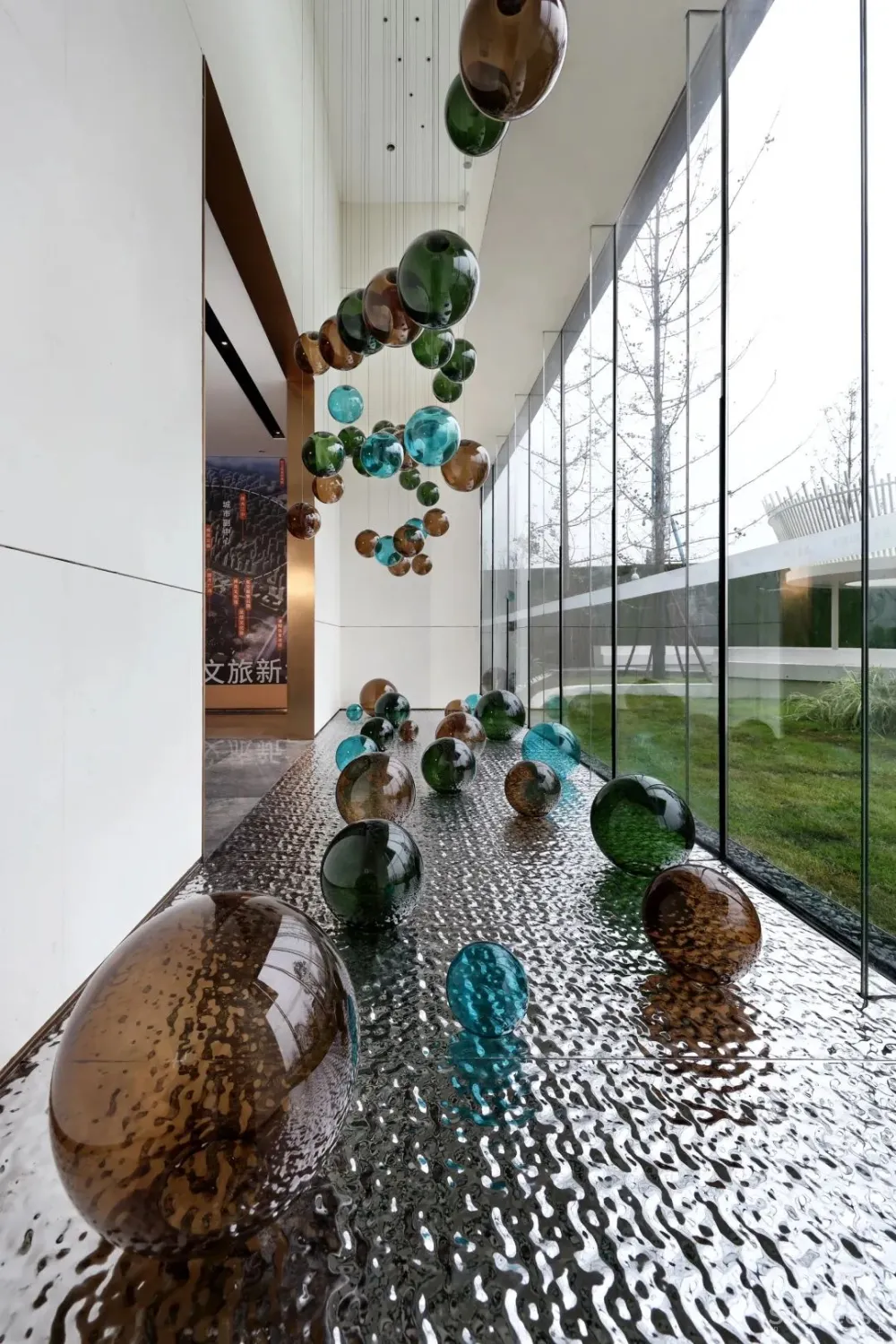 PINKI品伊国际创意 长沙越秀湘江星汇城营销会所