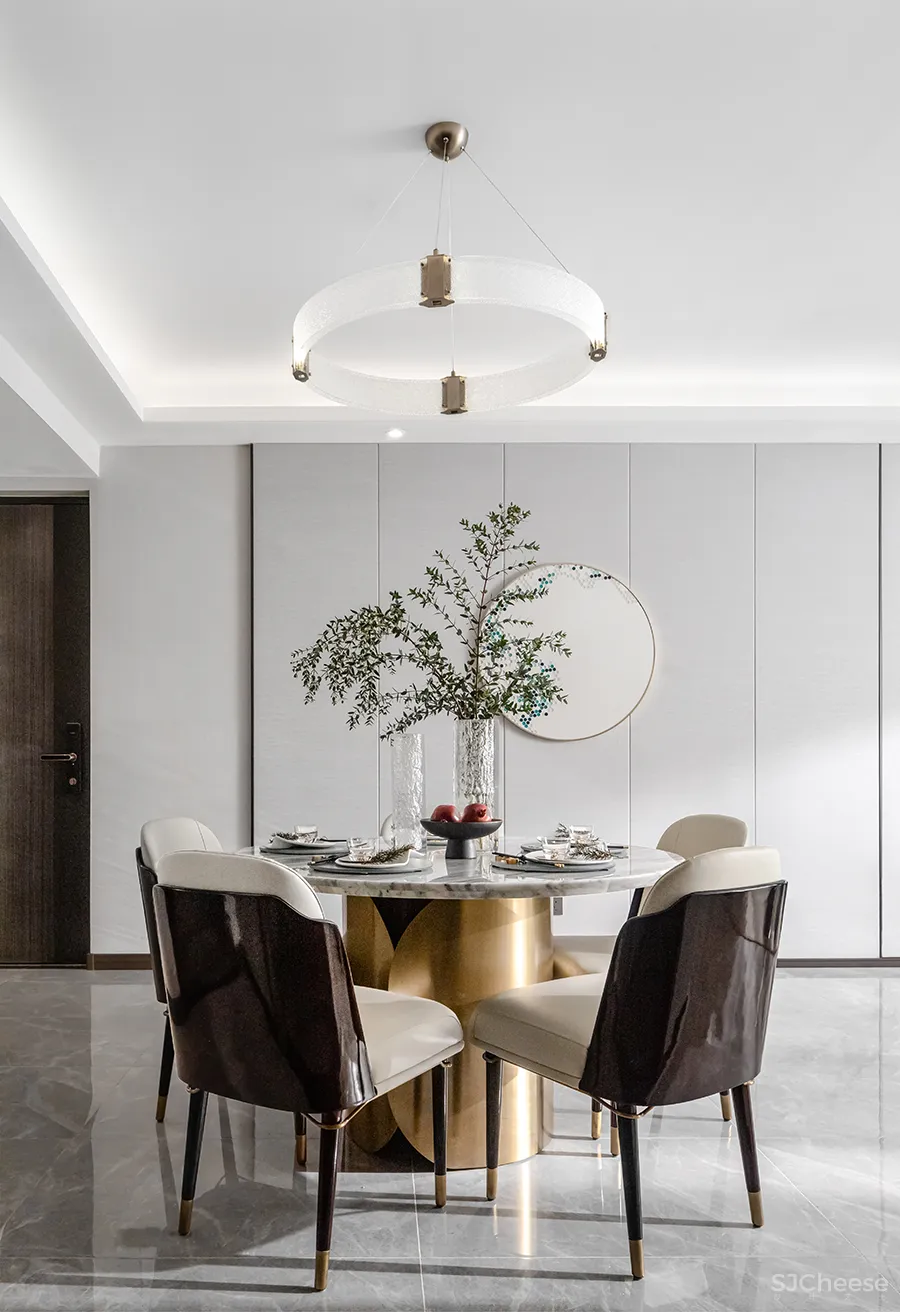 岳蒙:一场穿越故事的讲述!