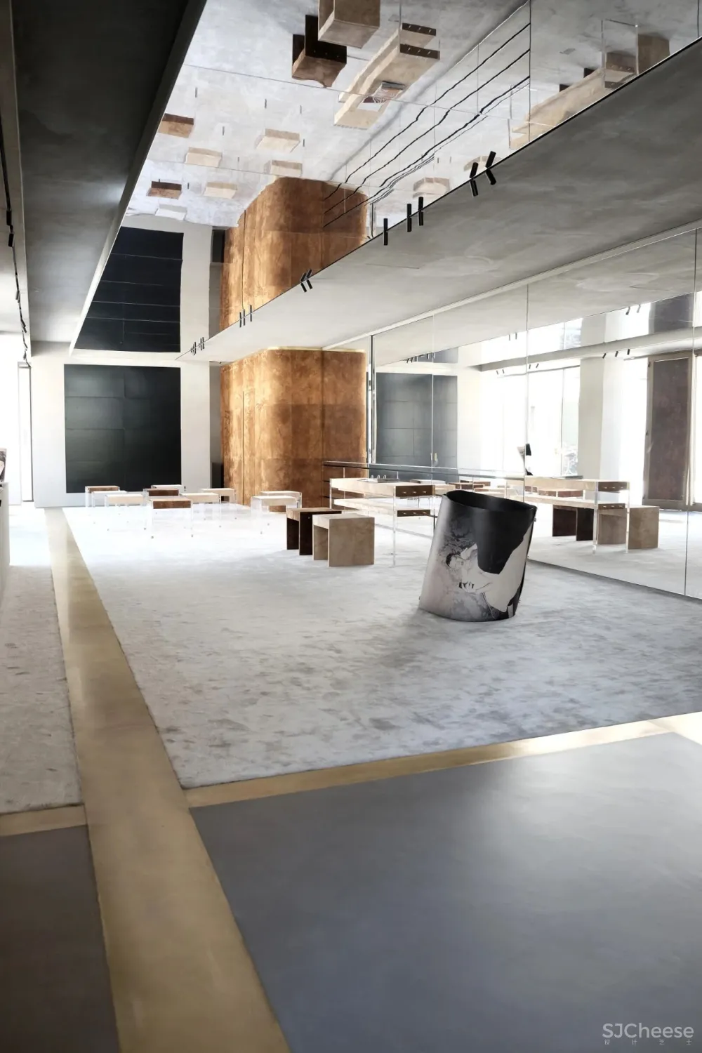 时间的艺术是极致而永恒丨Vincenzo De Cotiis