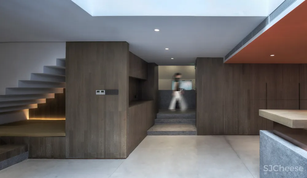 创本设计｜在“极简”中体验“舍得” [纳维广告办公总部]