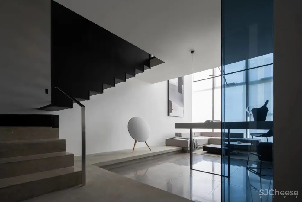 通透感 光影美学，打造黑白极简格调 桐里设计