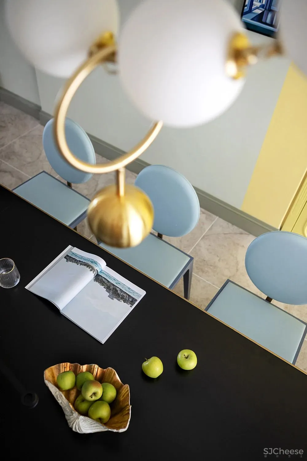 200㎡艺术私宅,繁忙都市里的童话家园!