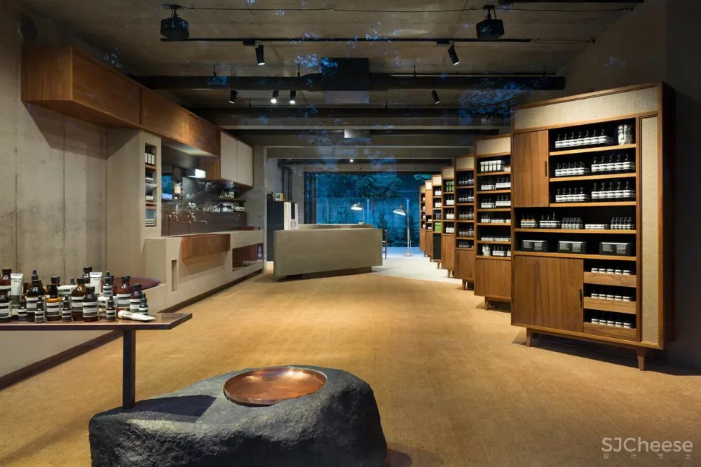 绪方慎一郎 将美食、文化、手工艺、设计 大融合的东方美学大师