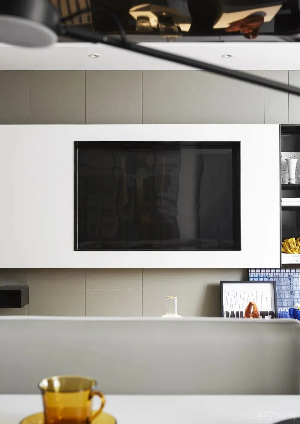 地产“降本增效”下的低成本样板间尝试丨上海岳蒙