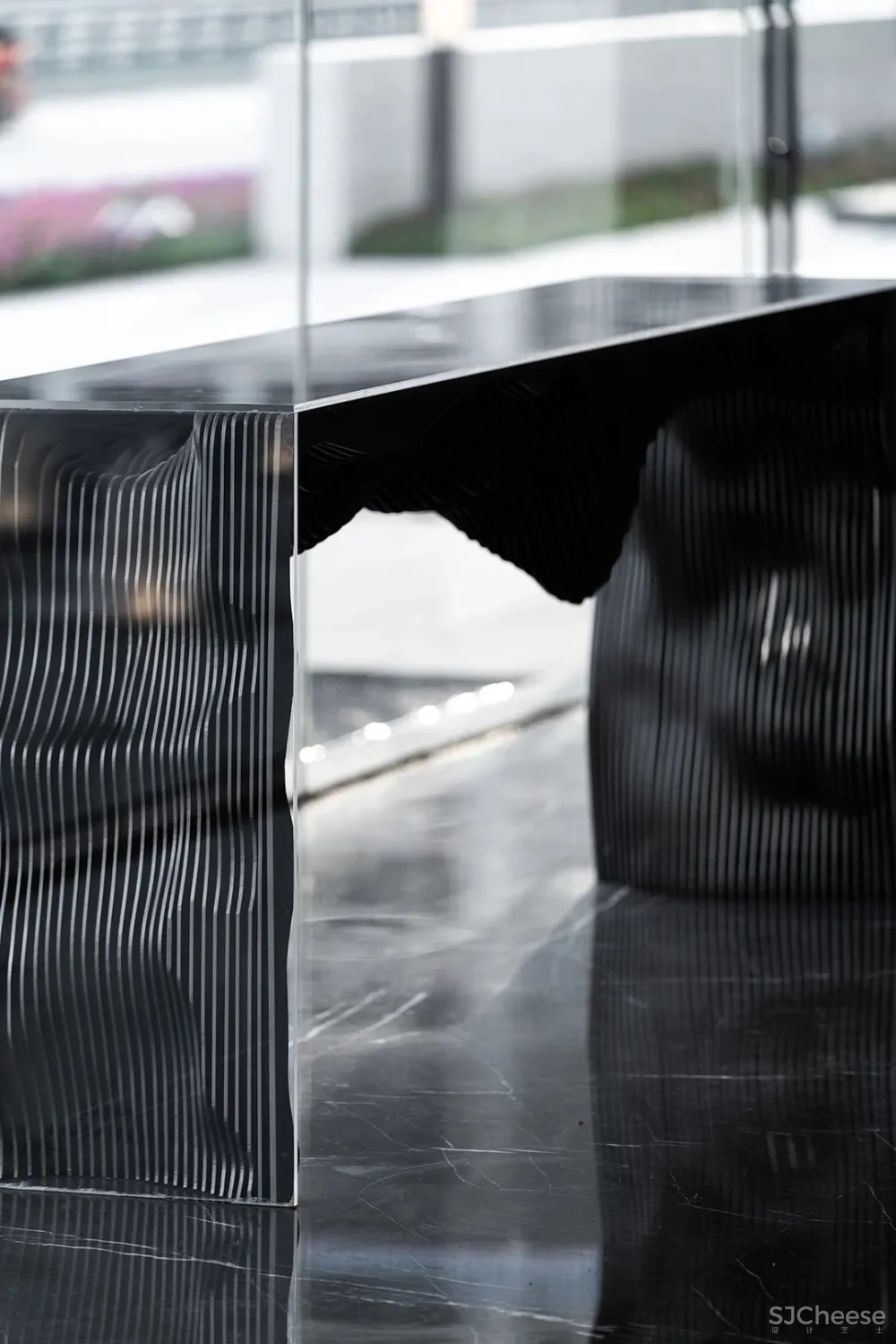 时代 光 静谧 美的内核