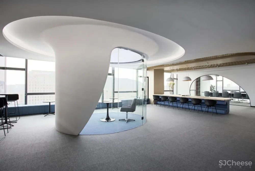 极简 留白,打造轻盈通透的活力空间!