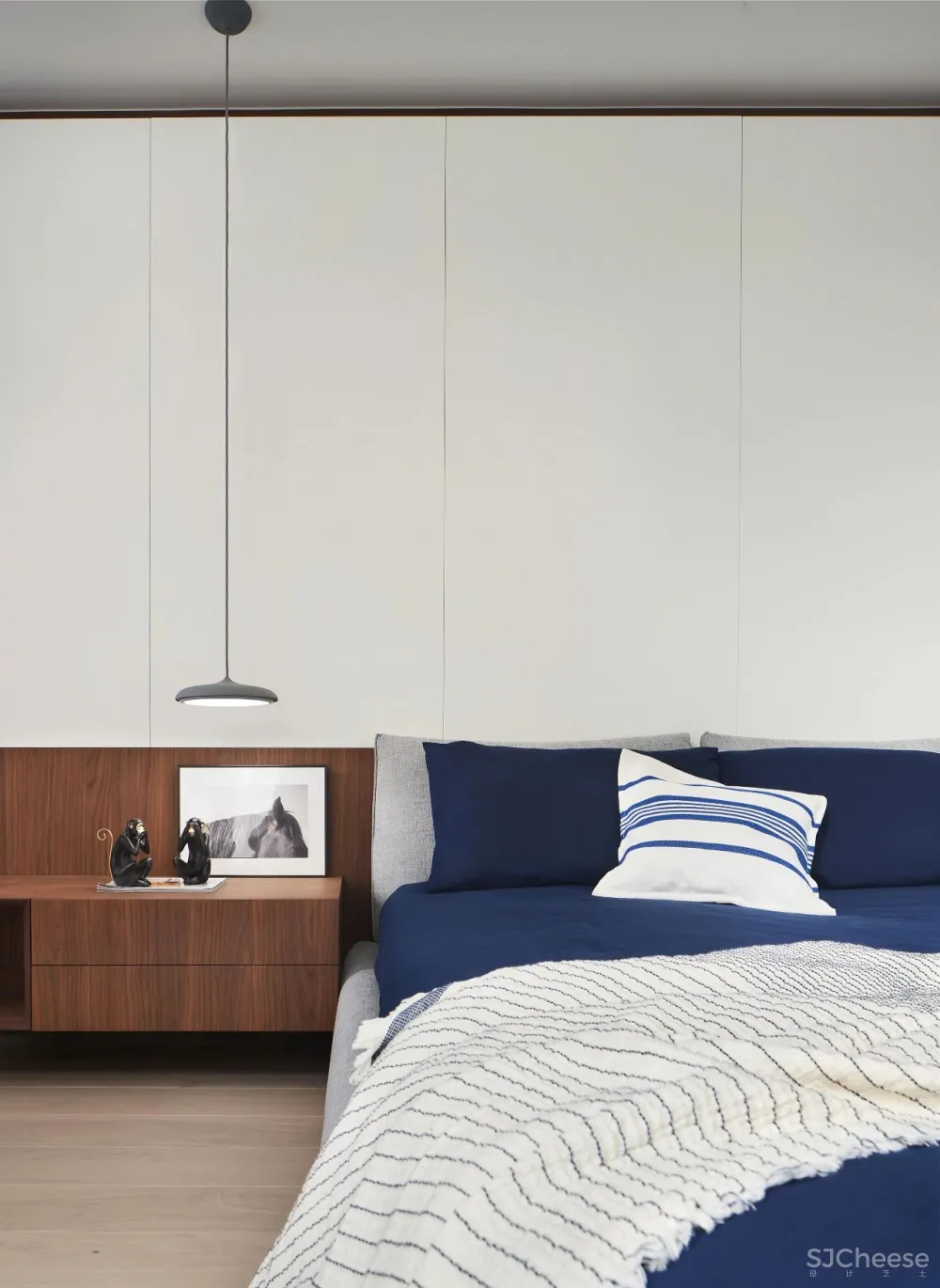 郑军:成都 240 m² 极简大平层,兼顾自由与温暖的家!