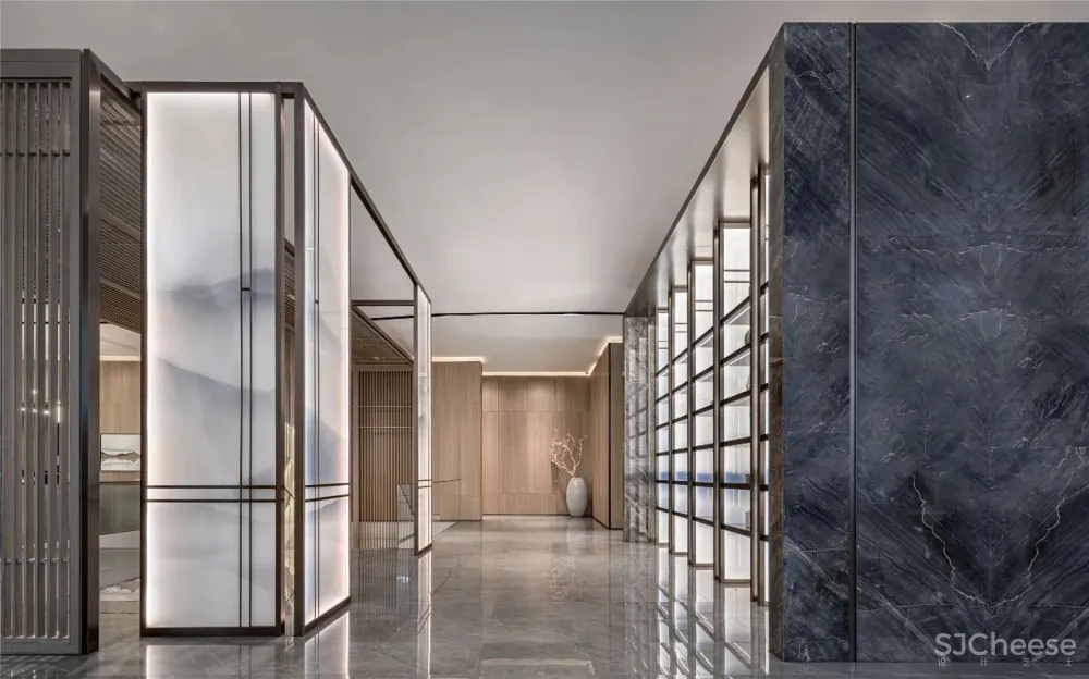 凌子达新作 山麓薄暮下的静谧空间