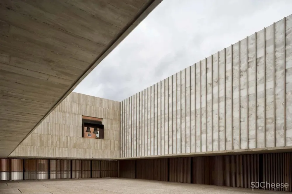 Churches丨灵魂的救赎所