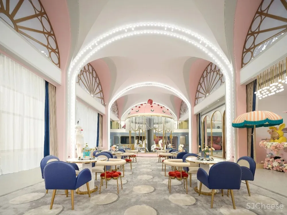 CLV赛拉维×旭辉:旋转的梦幻空间,唤回童心世界!