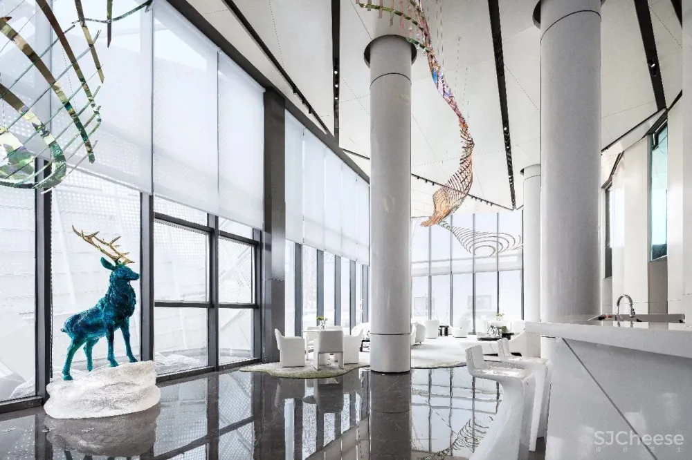 熊灿×乌鲁木齐熙岸地产中心:自由的空间,应拥有纯净的灵魂