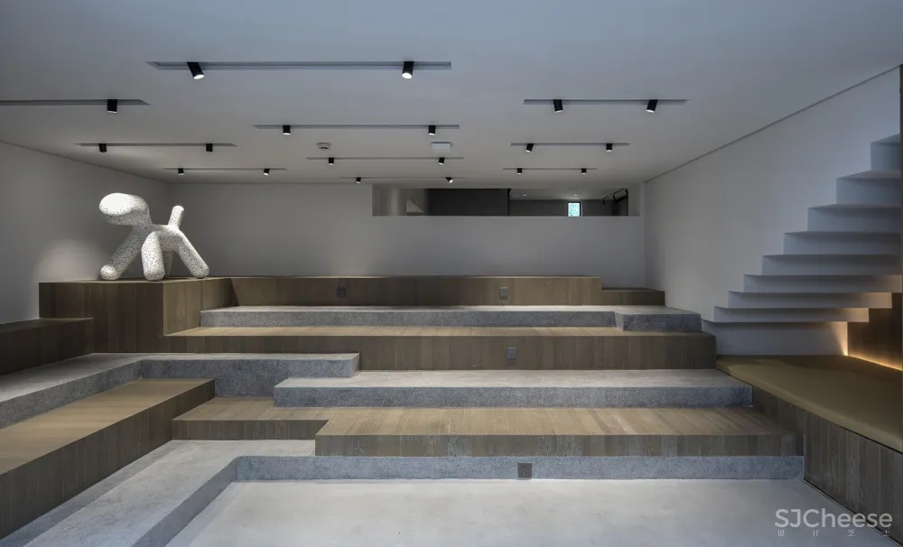 创本设计｜在“极简”中体验“舍得” [纳维广告办公总部]