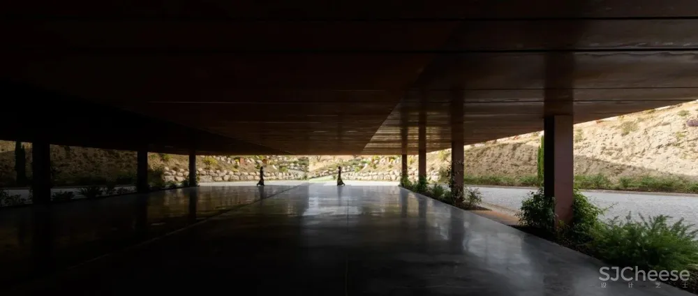 MMV arquitectos丨悬浮的盒子，葡萄牙